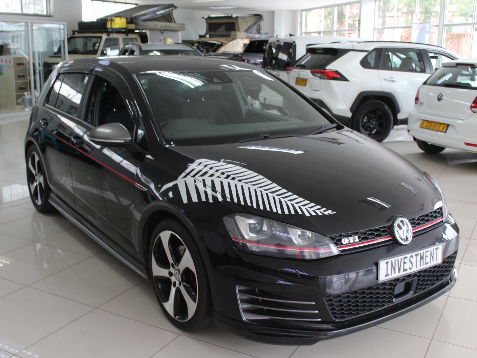 2014 Volkswagen Golf photo 1