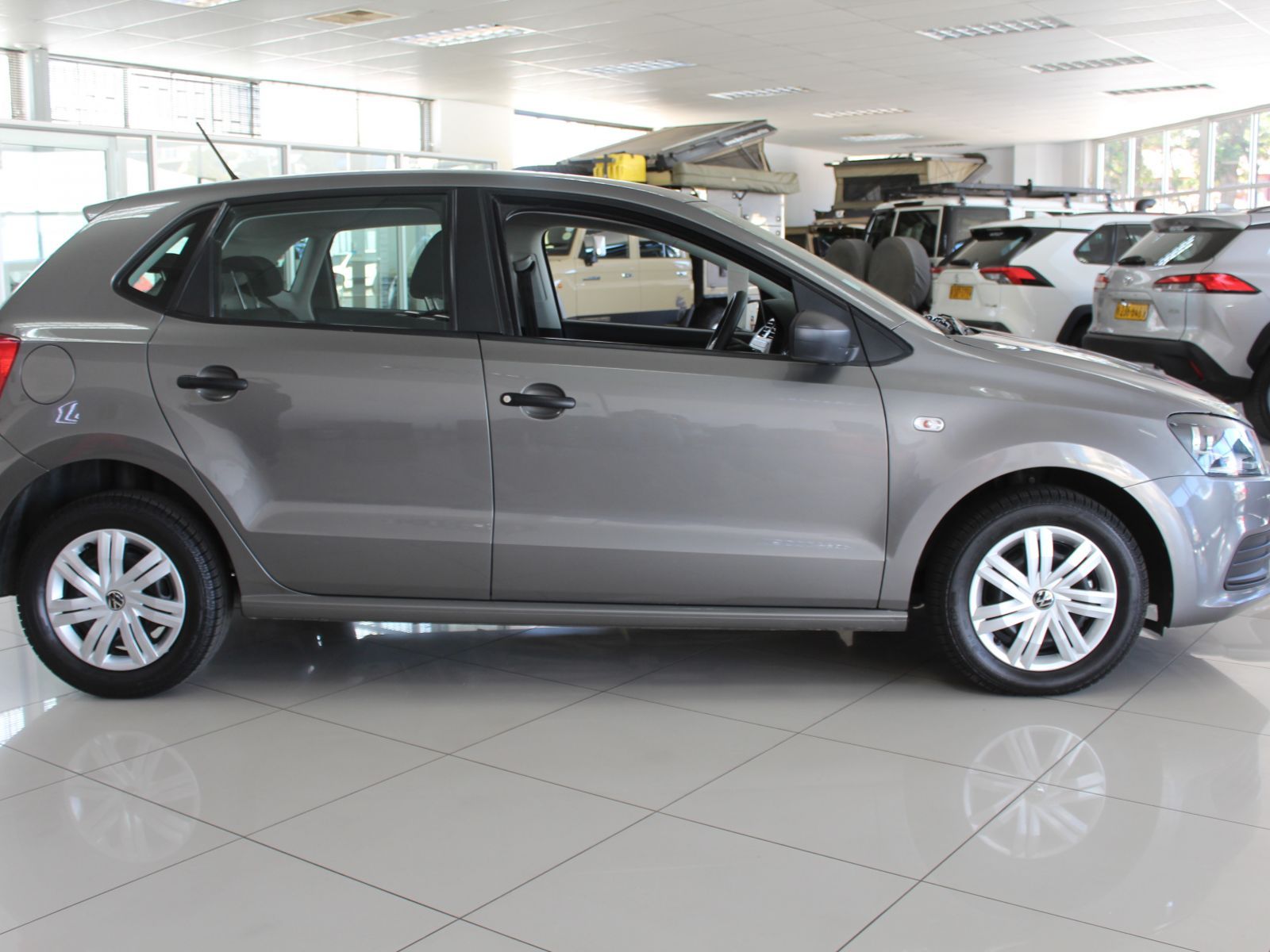 2024 Volkswagen Polo Vivo photo 9