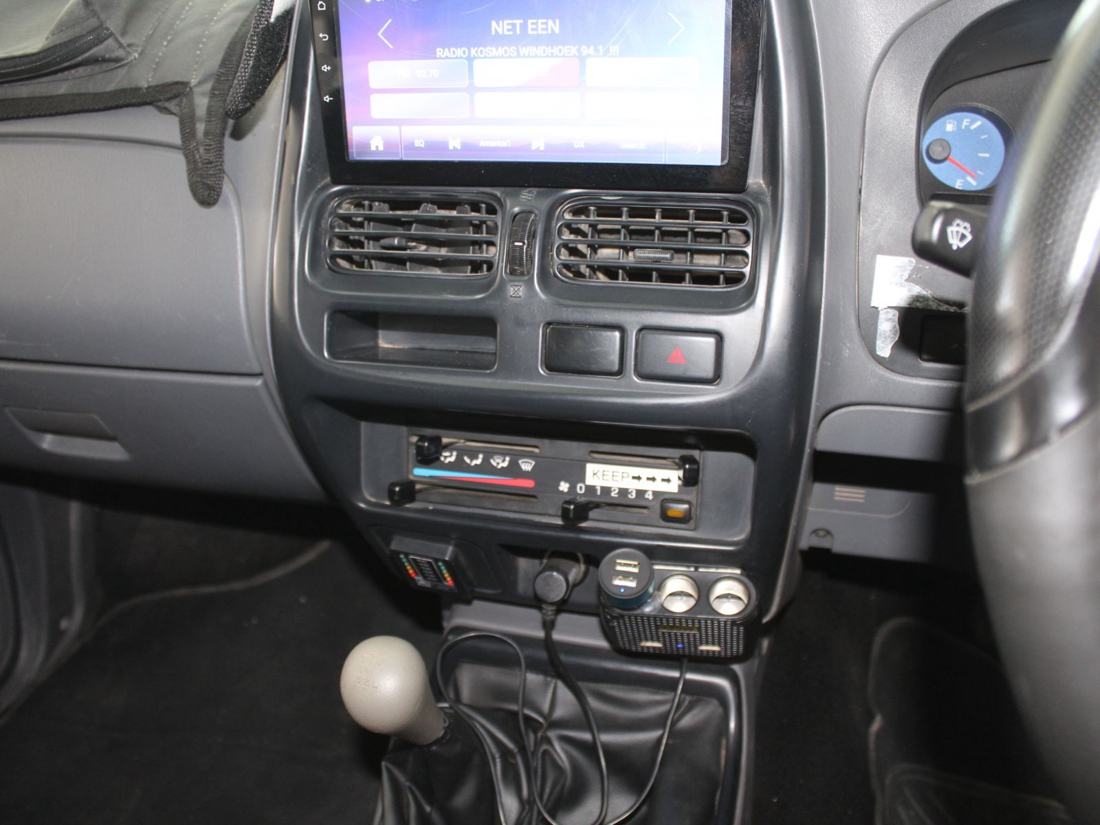 2020 Nissan NP300 photo 10