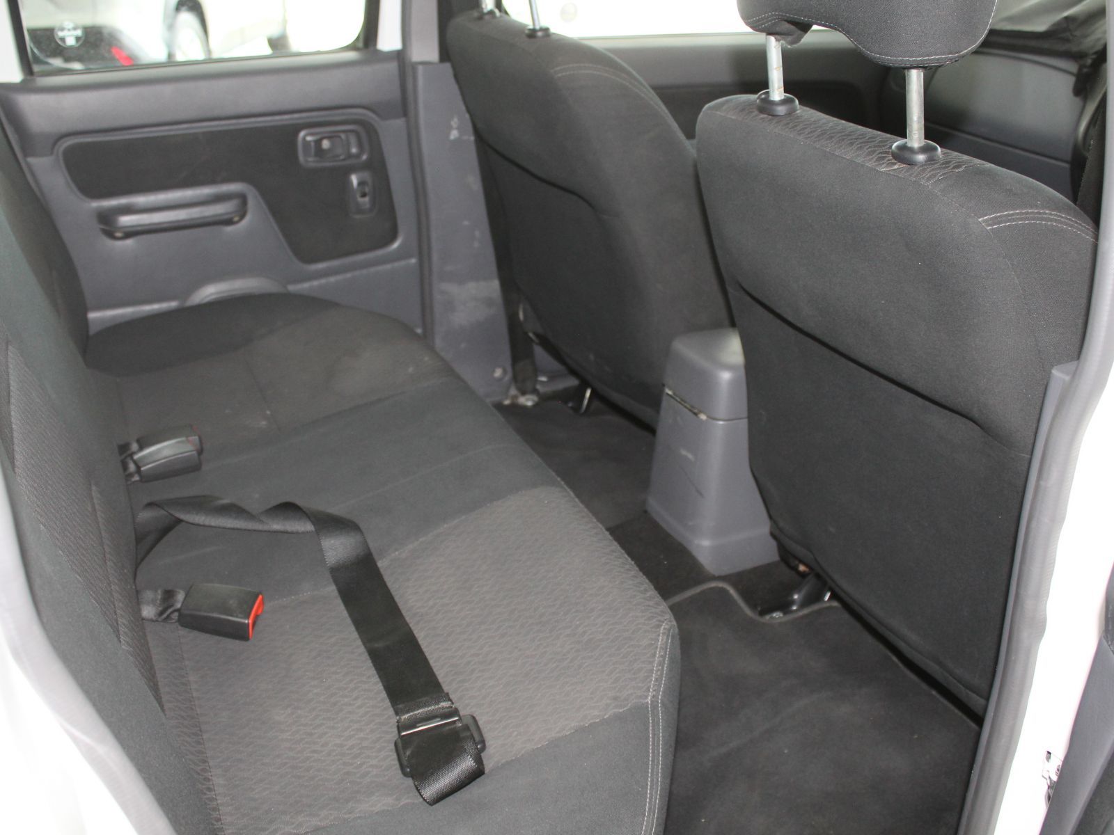 2020 Nissan NP300 photo 7