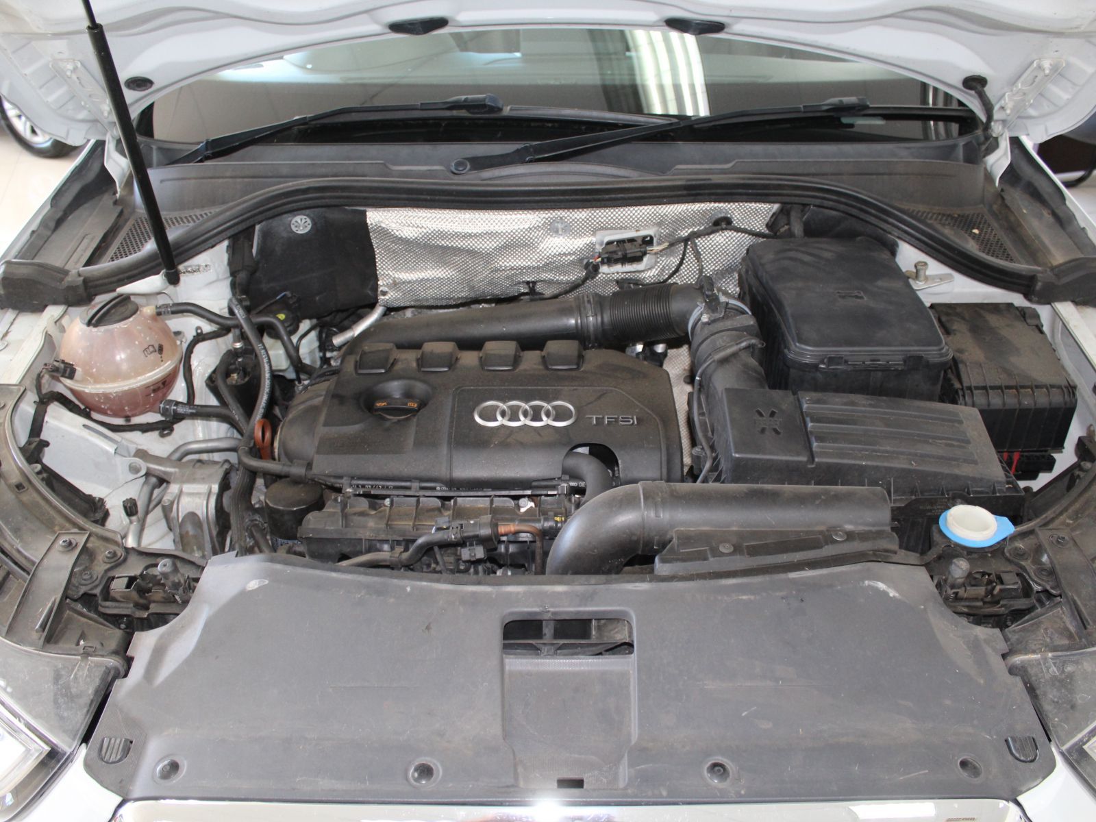 2013 Audi Q3 photo 16