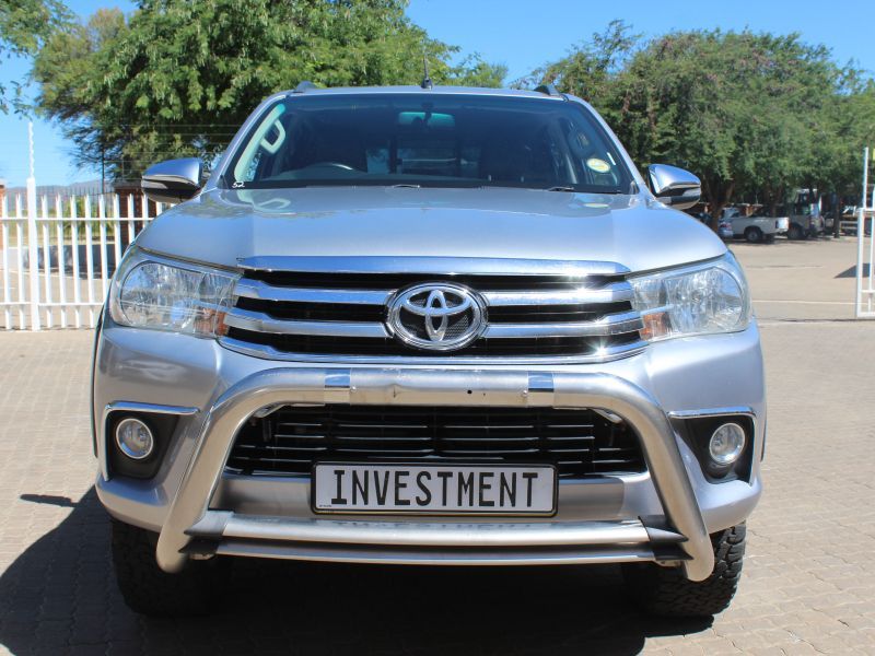 2016 Toyota Hilux photo 2