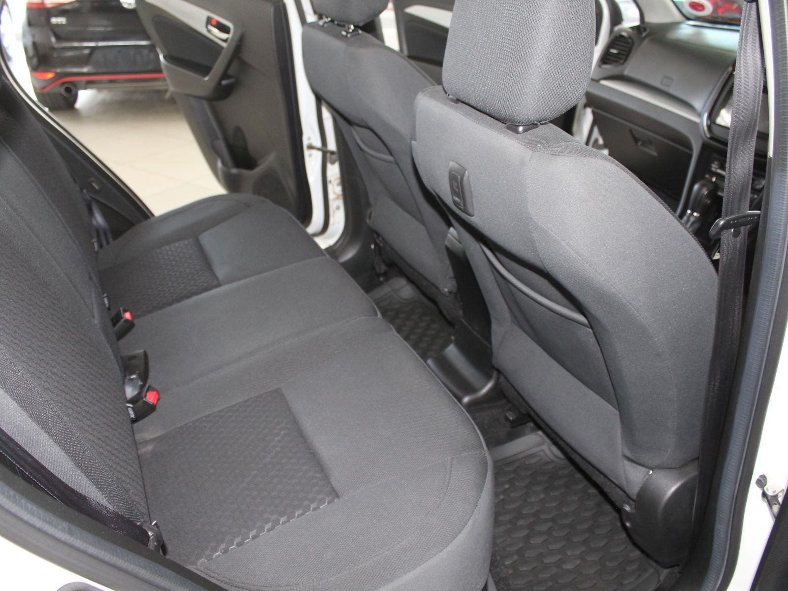 2021 Toyota Urban Cruiser photo 15