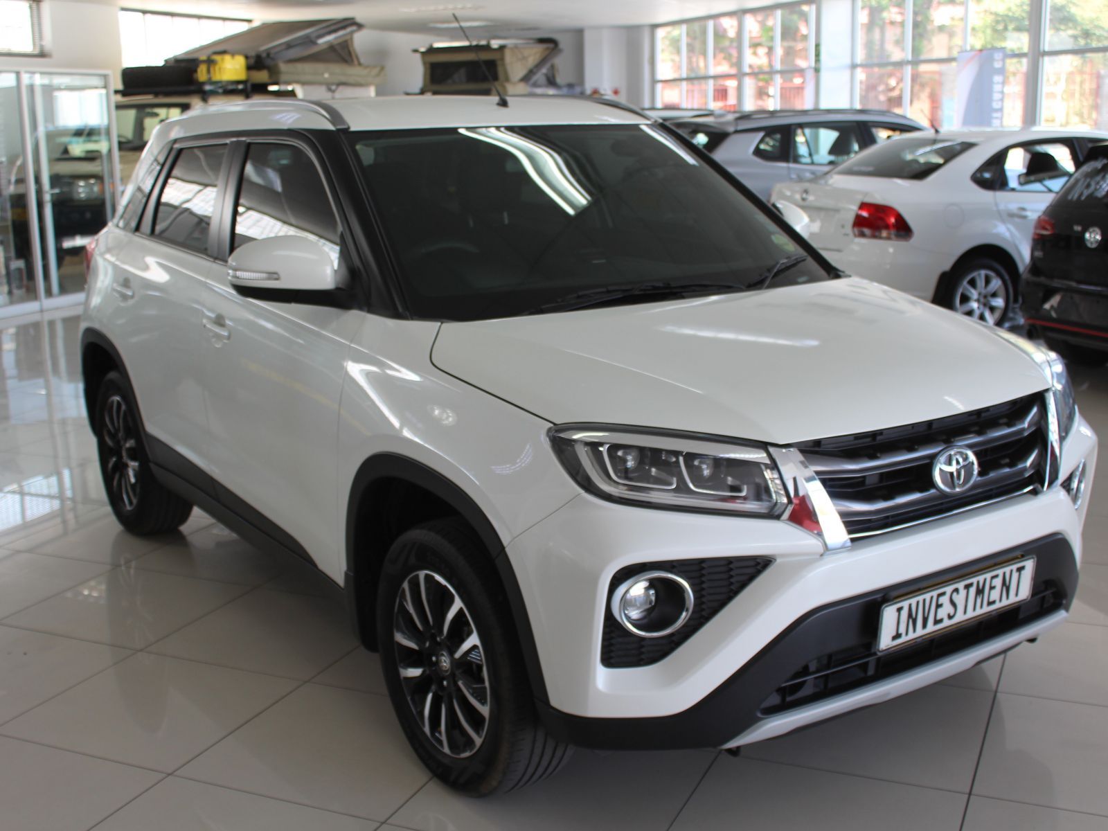 2021 Toyota Urban Cruiser photo 2