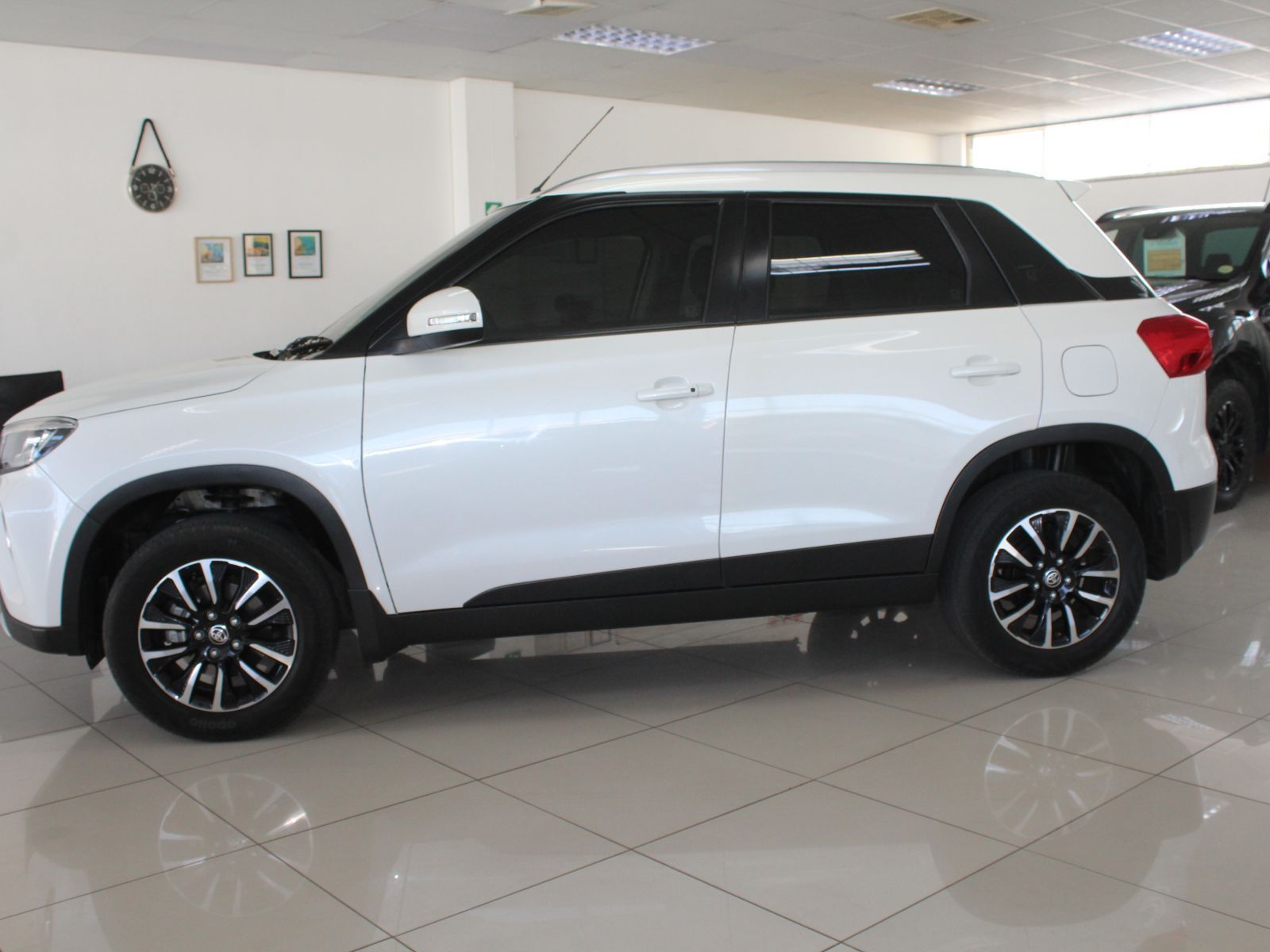 2021 Toyota Urban Cruiser photo 5
