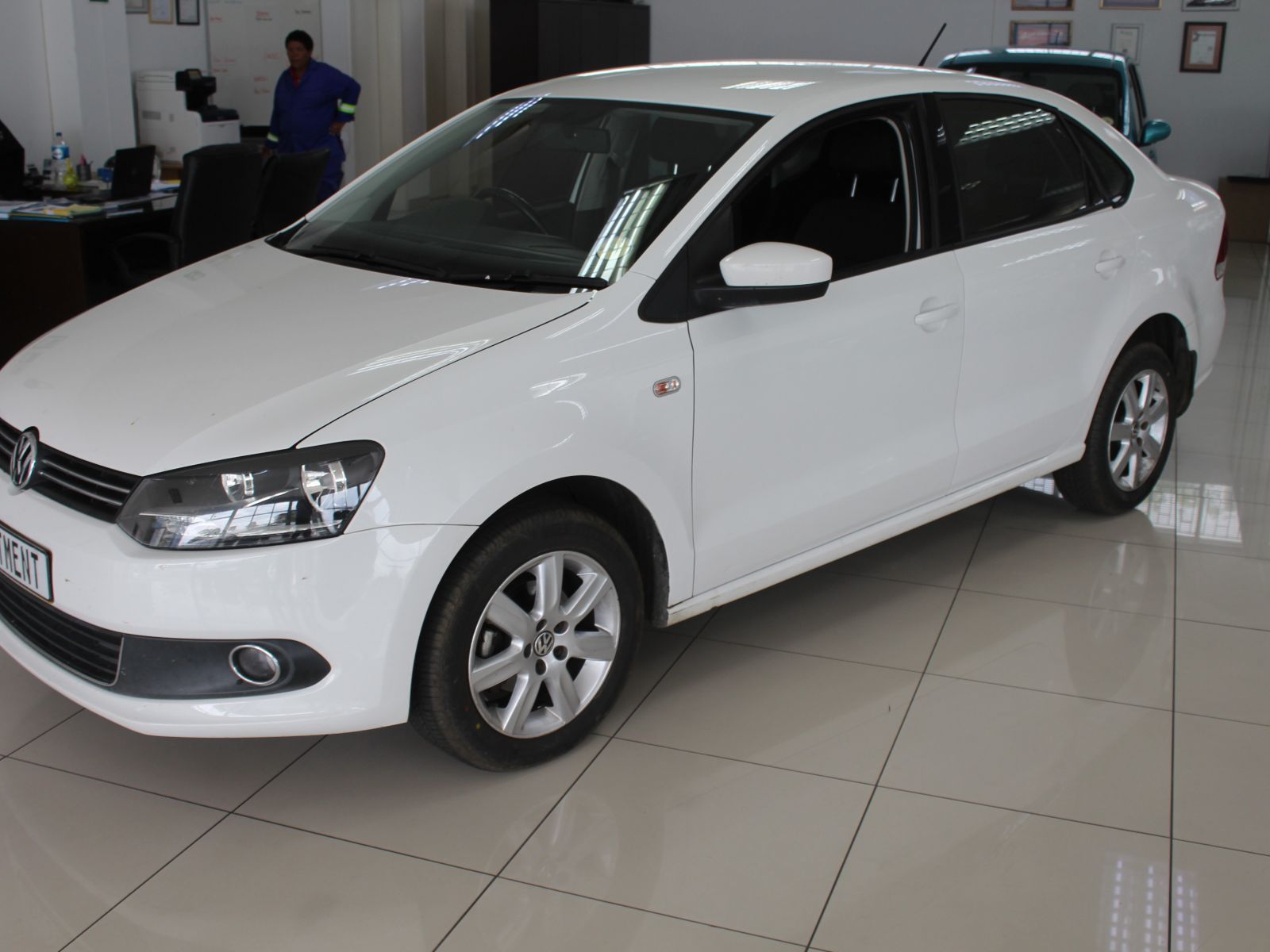2015 Volkswagen Polo photo 3
