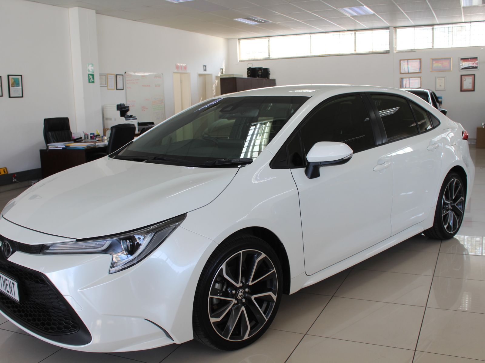2021 Toyota Corolla photo 3