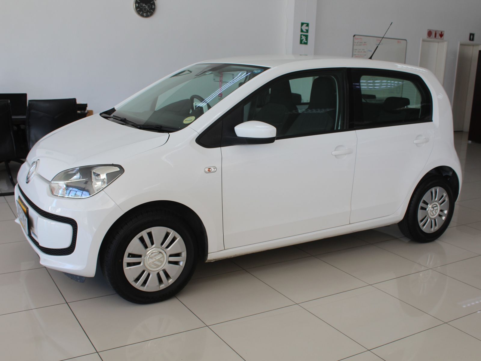 2013 Volkswagen Up photo 3