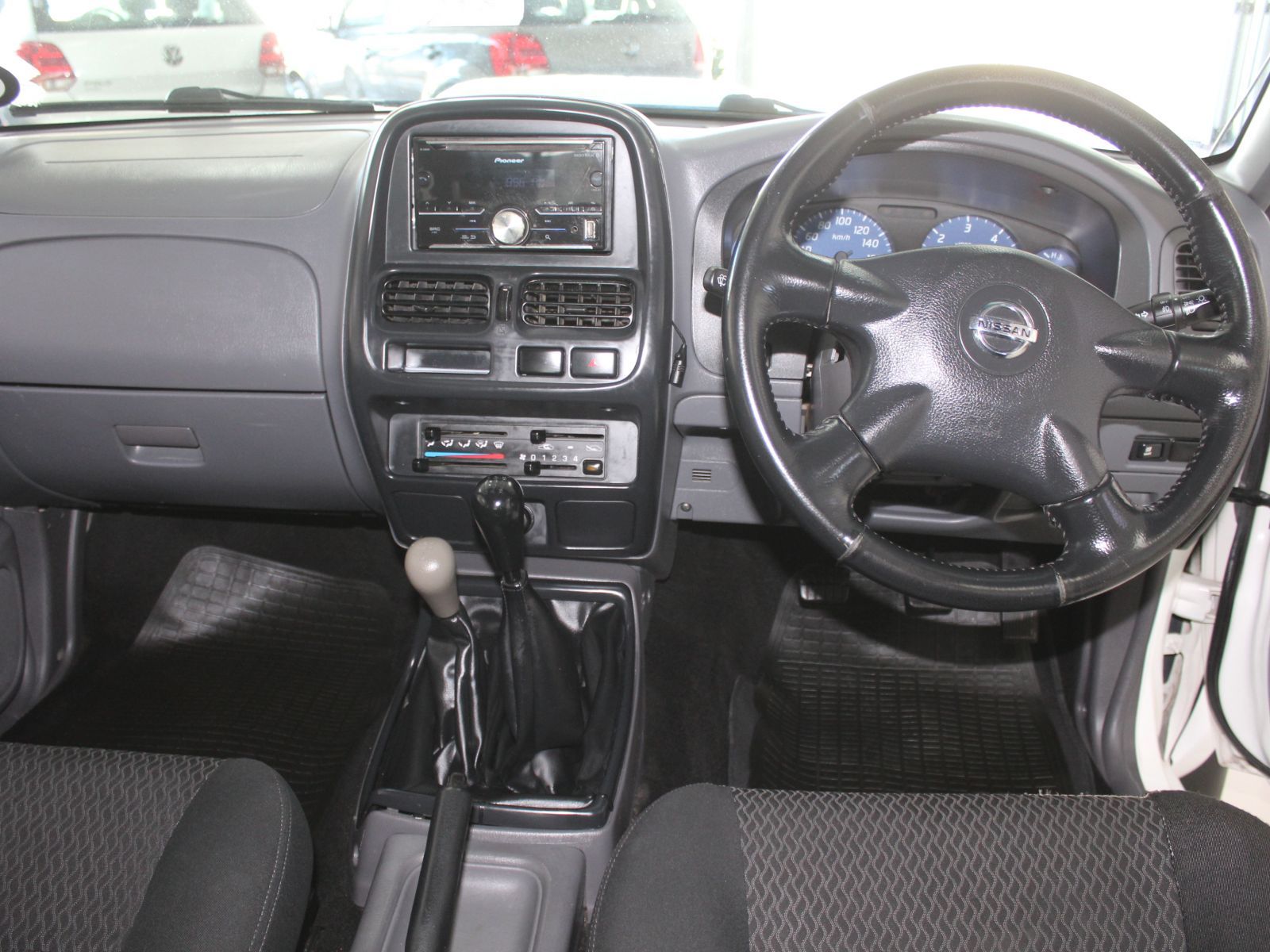2018 Nissan NP300 photo 11