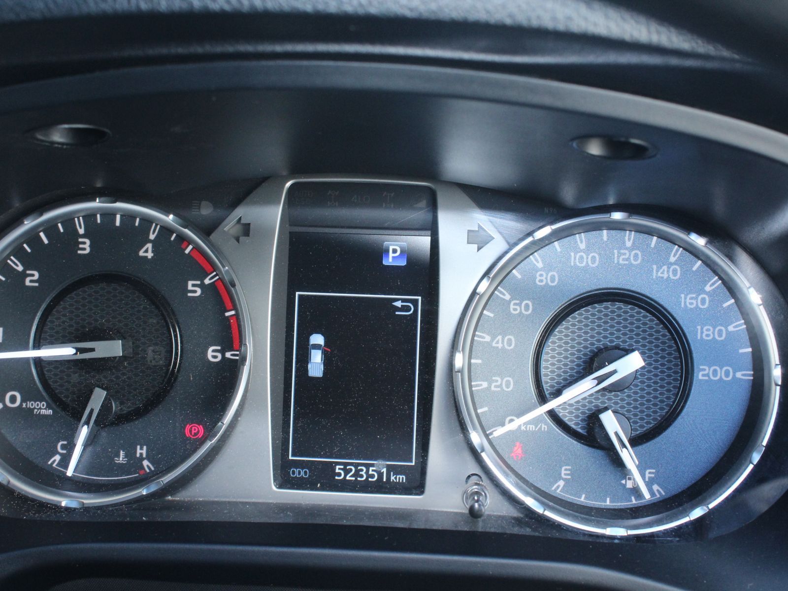 2024 Toyota Hilux photo 11