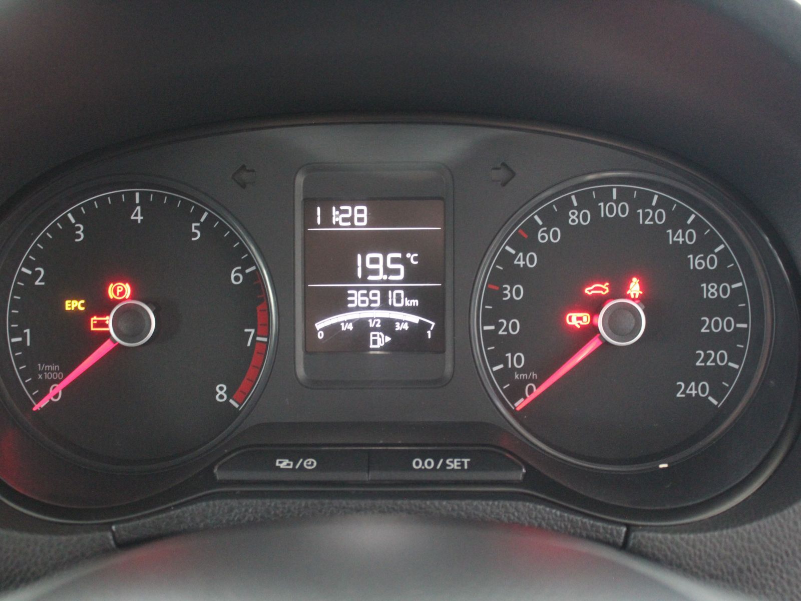 2024 Volkswagen Polo Vivo photo 14