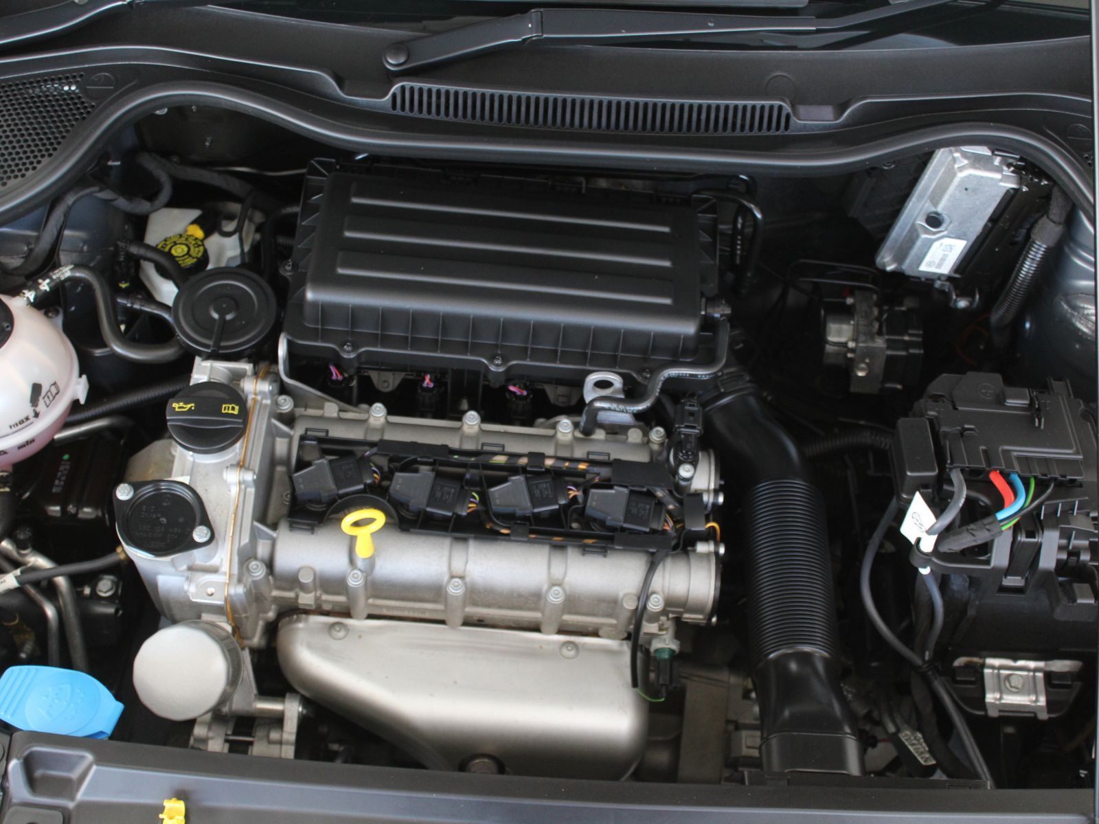 2024 Volkswagen Polo Vivo photo 15
