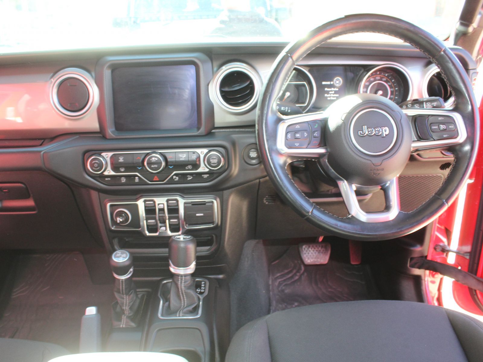 2020 Jeep Wrangler photo 9