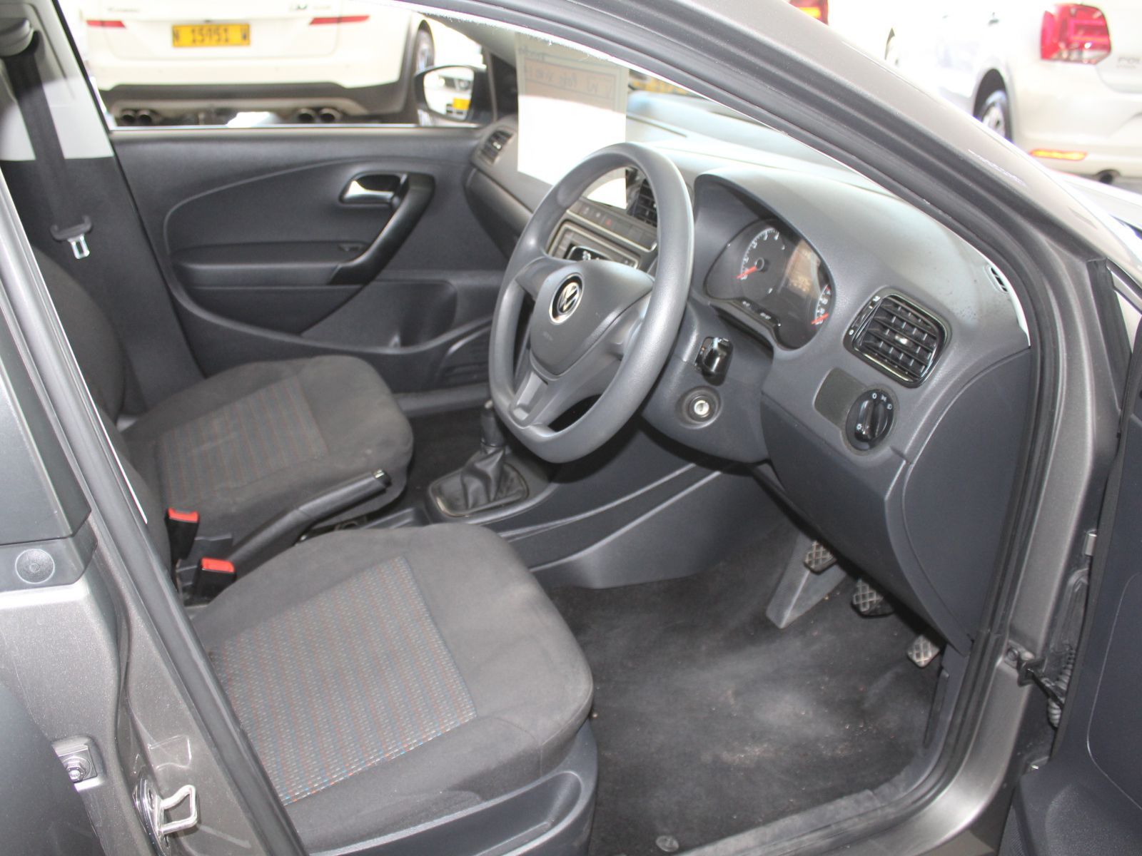 2024 Volkswagen Polo Vivo photo 10