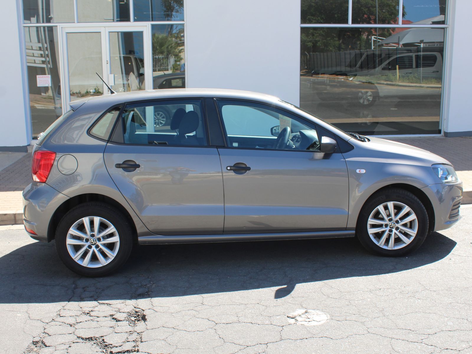 2024 Volkswagen Polo Vivo photo 4