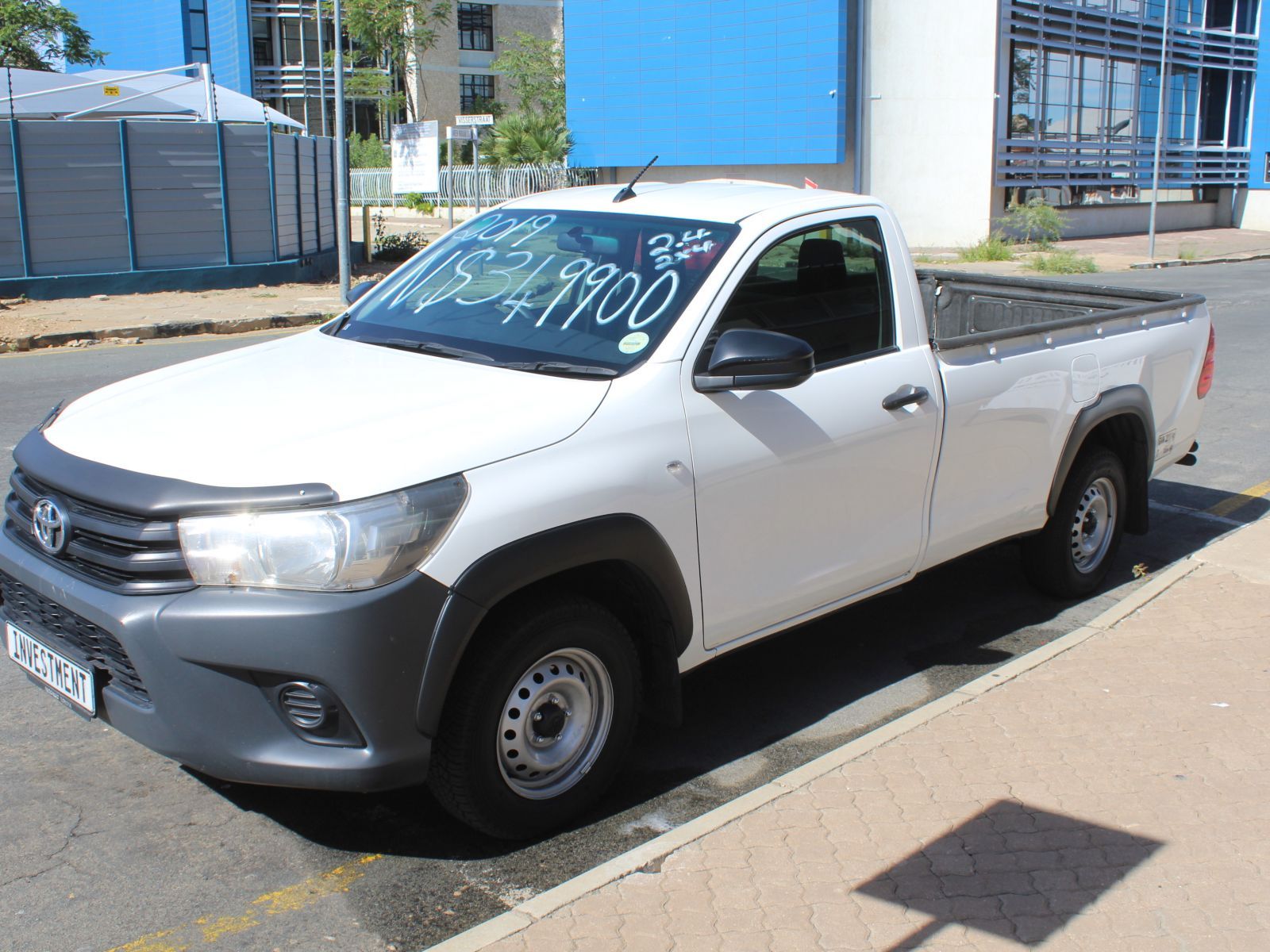 2019 Toyota Hilux photo 4