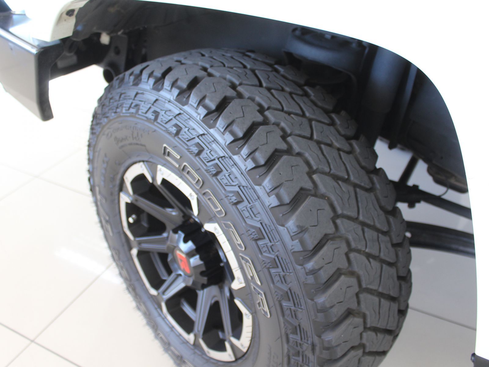 2015 Toyota Land Cruiser photo 19