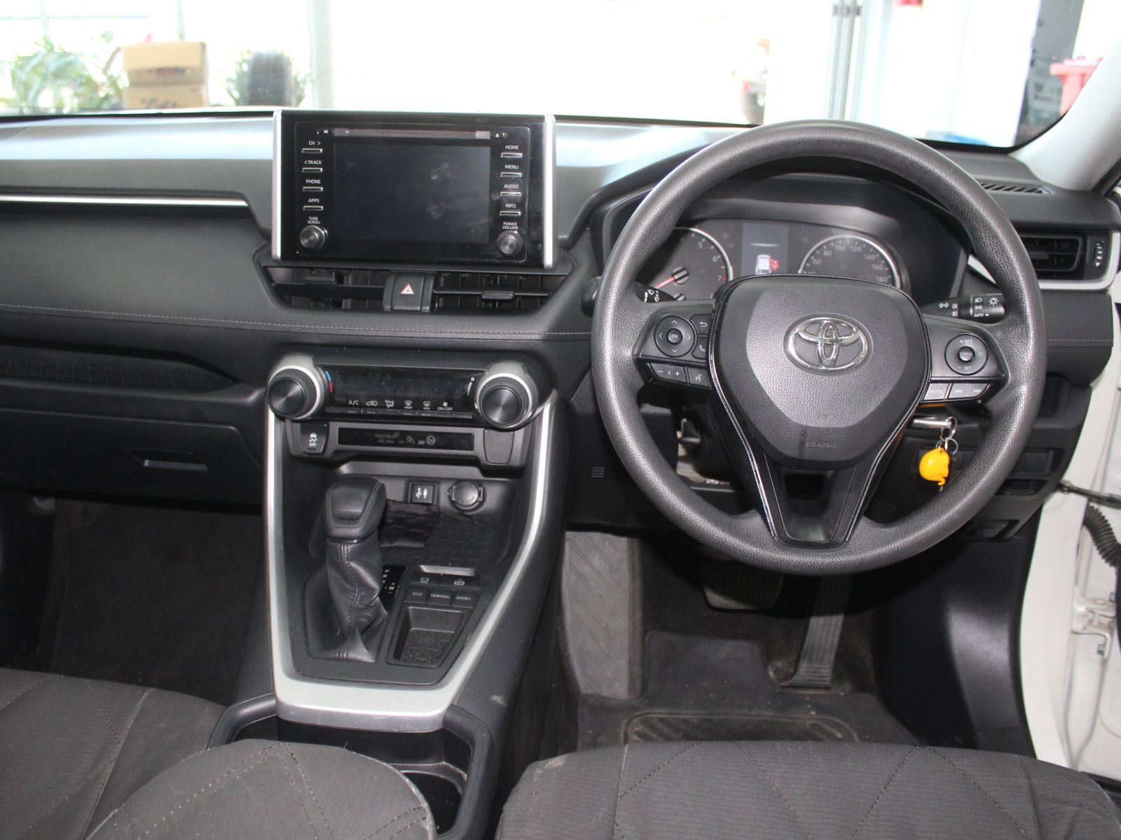 2019 Toyota Rav4 photo 18