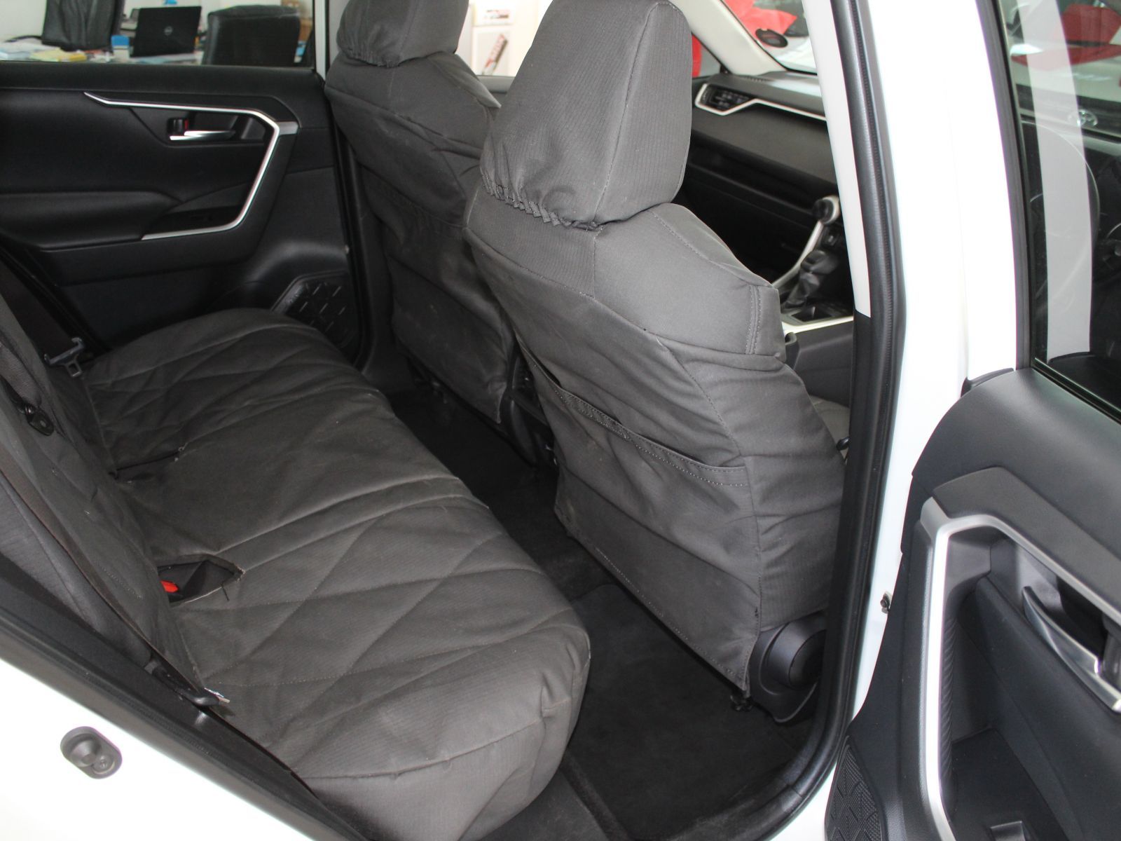 2019 Toyota Rav4 photo 9