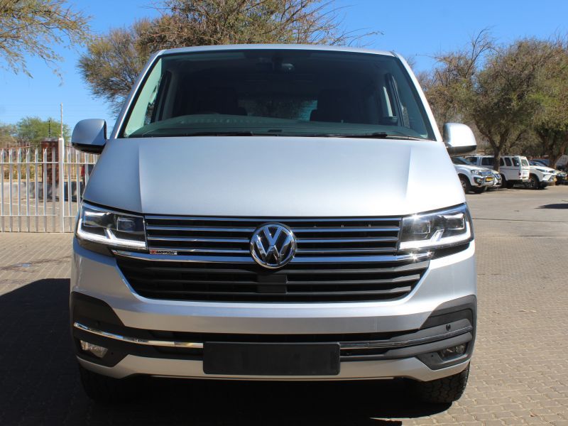 2022 Volkswagen Caravelle photo 3