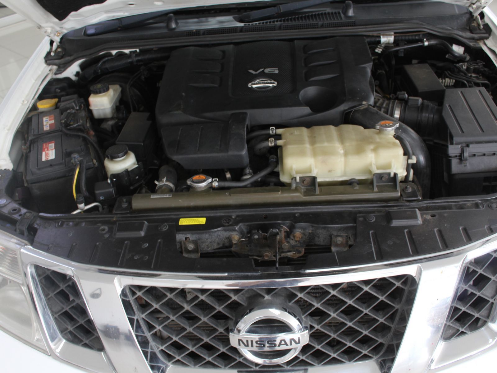 2014 Nissan Navara photo 13