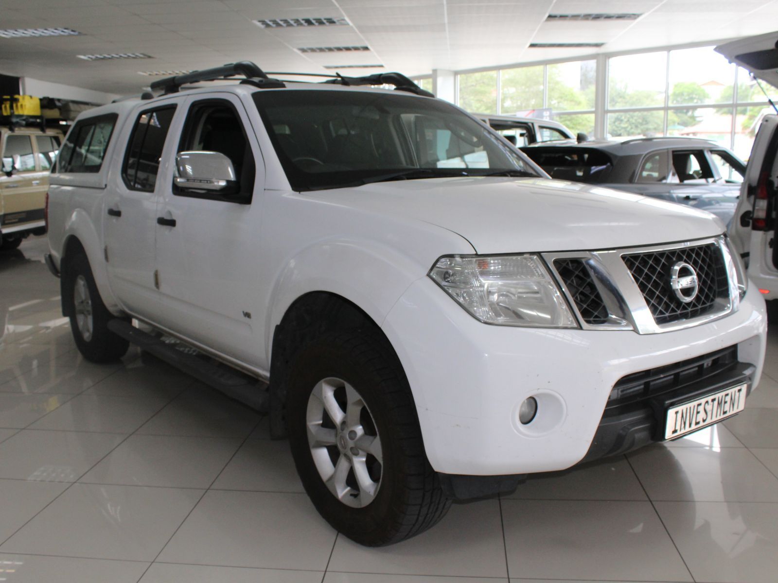 2014 Nissan Navara photo 2