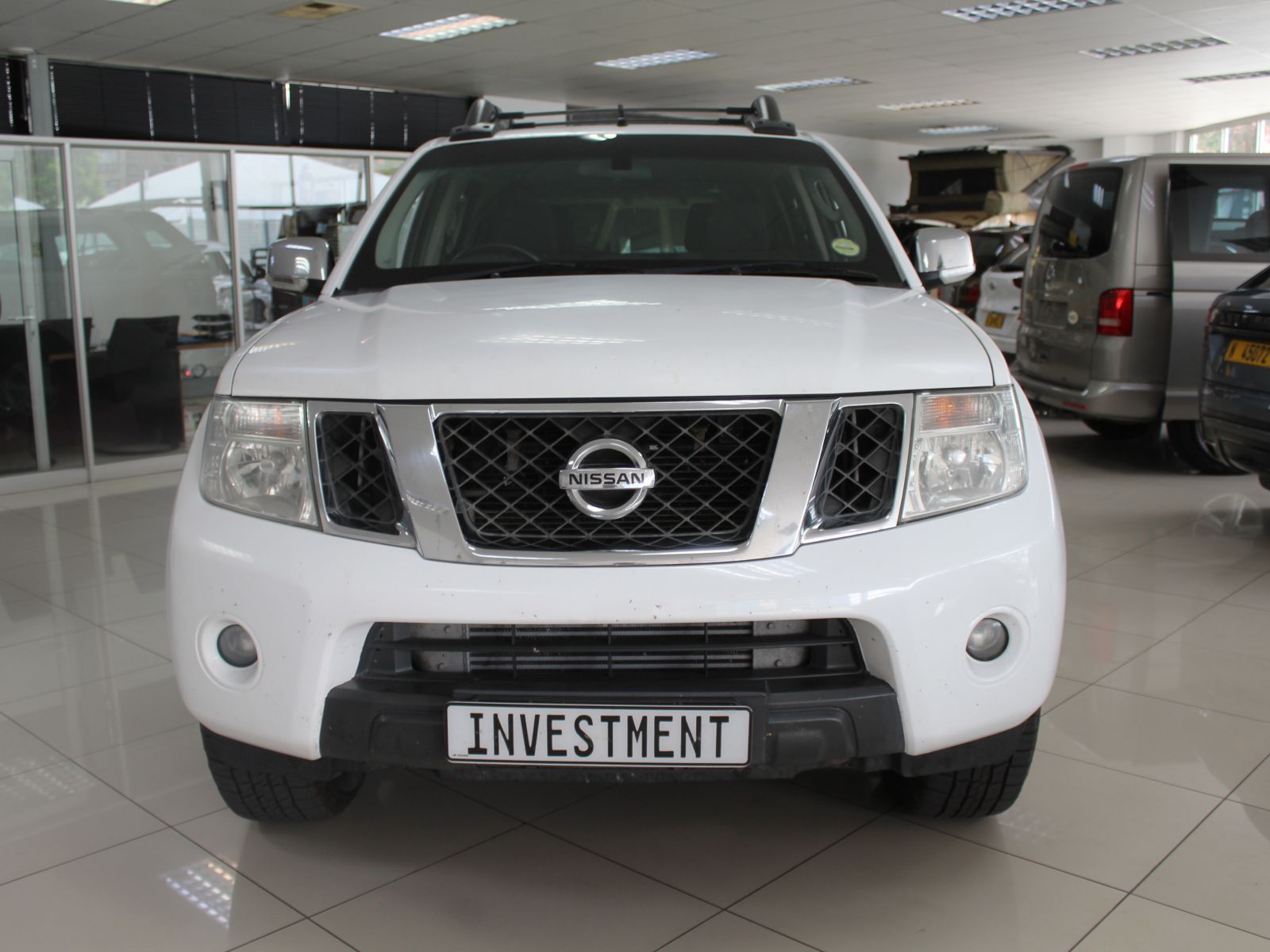 2014 Nissan Navara photo 3