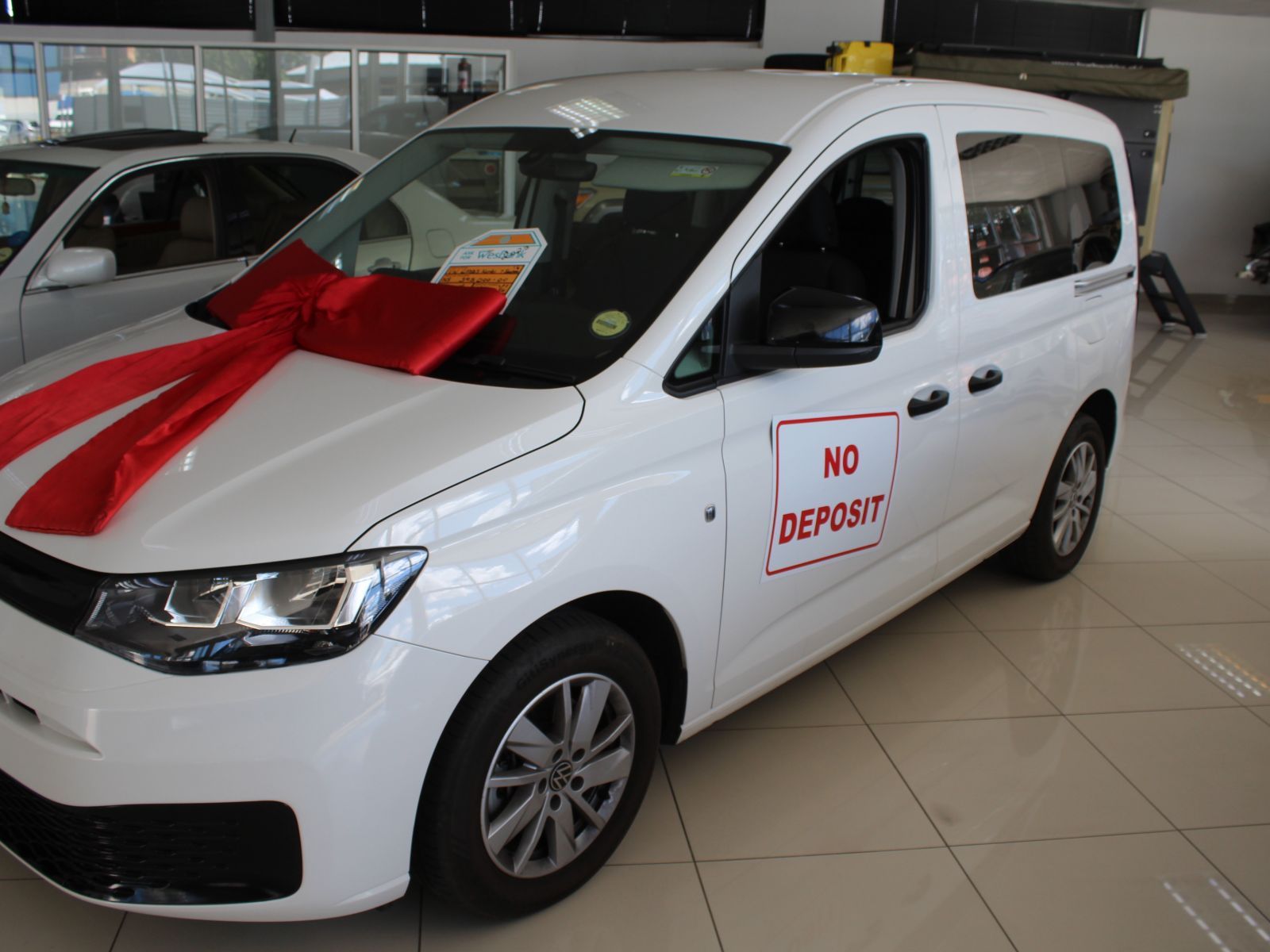 2023 Volkswagen Caddy photo 1