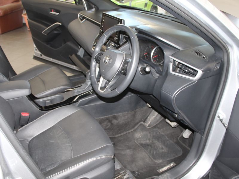 2024 Toyota Corolla photo 8