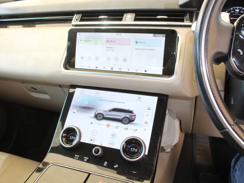 2018 Land Rover Range Rover photo 15