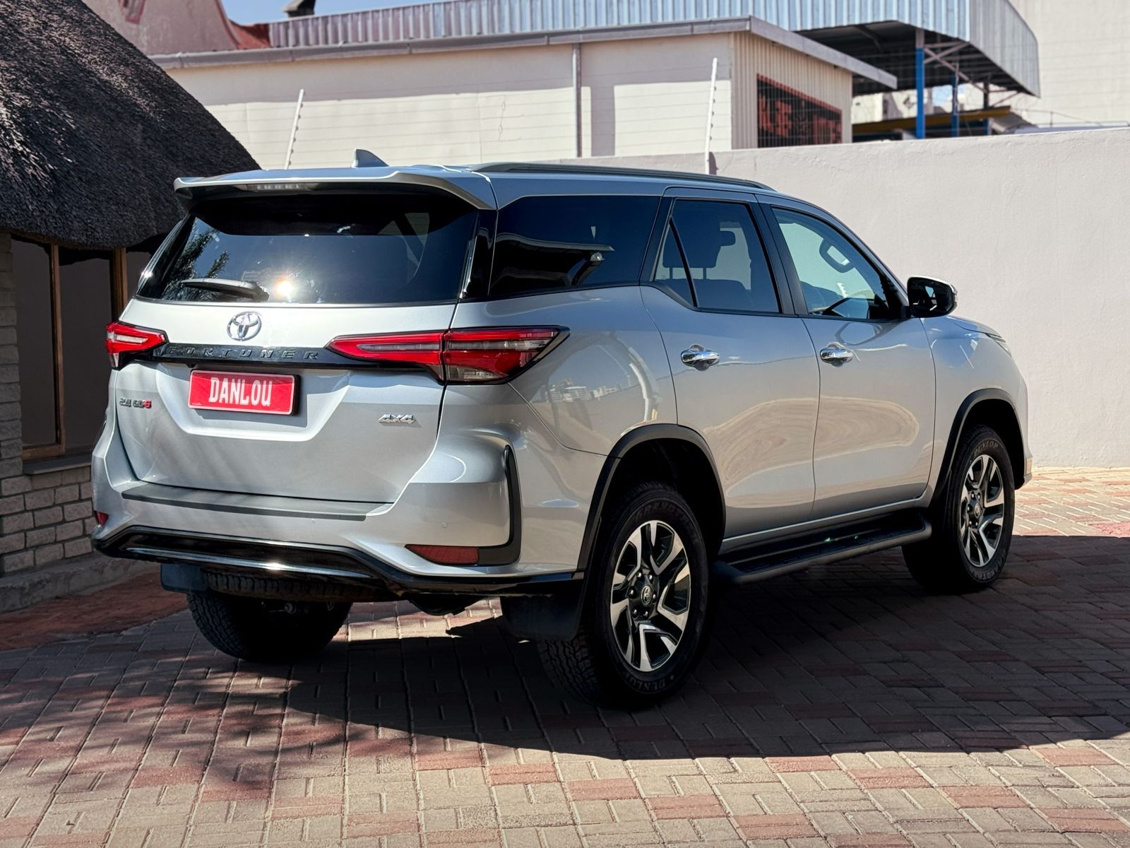 2024 Toyota Fortuner photo 4