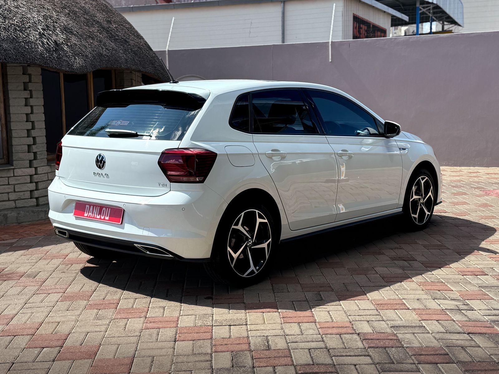 2021 Volkswagen Polo photo 4