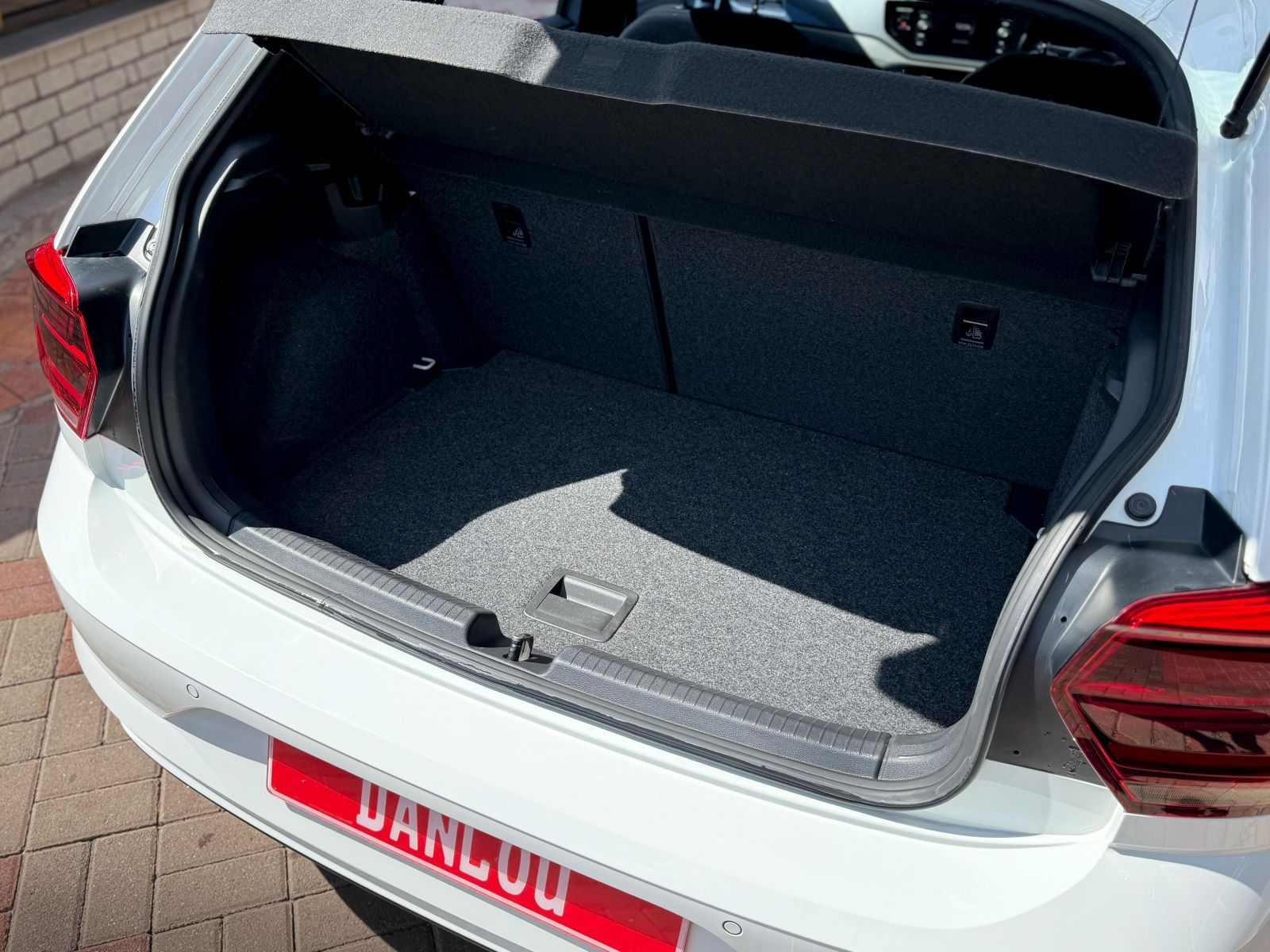 2021 Volkswagen Polo photo 5