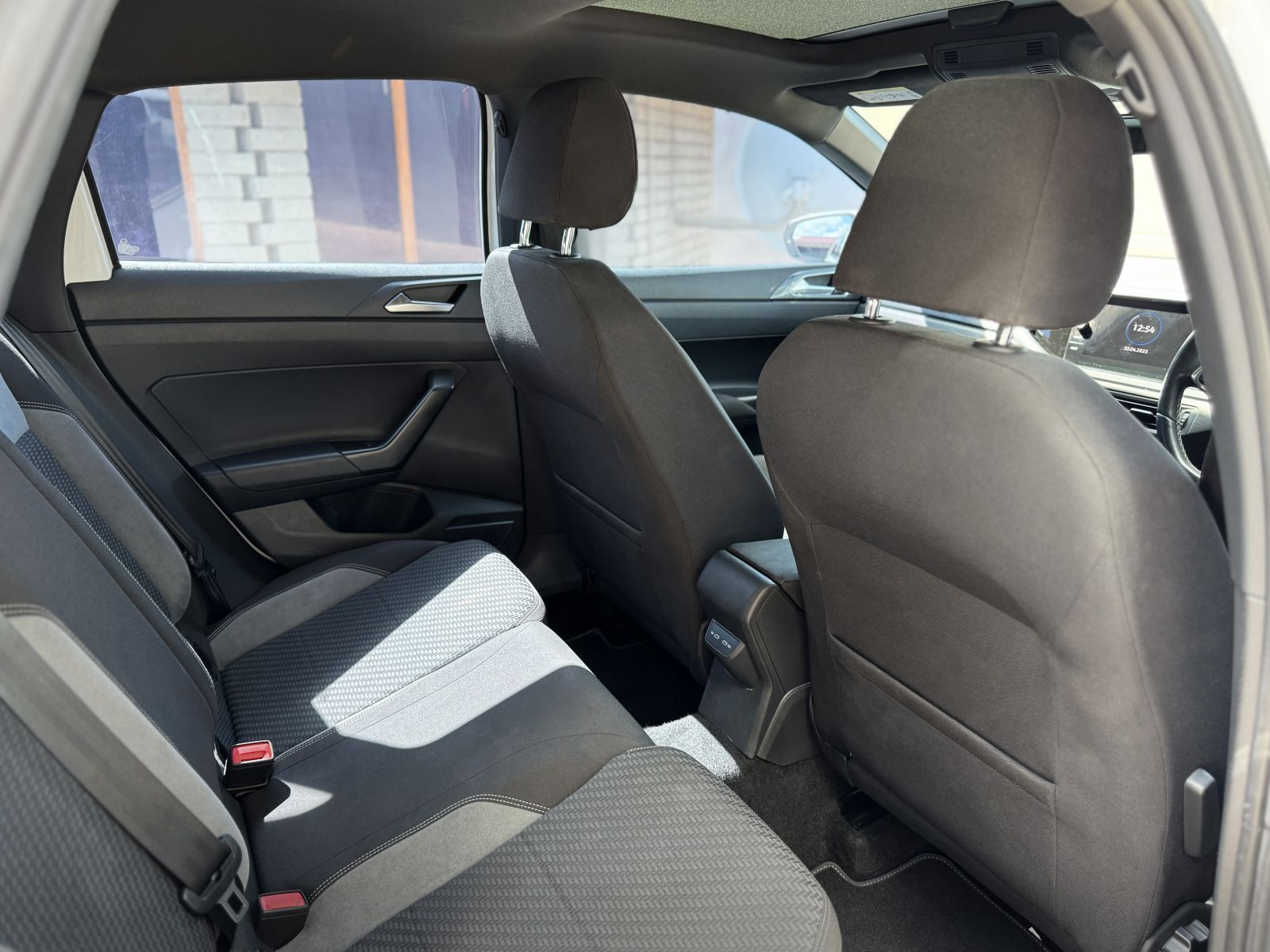 2021 Volkswagen Polo photo 6