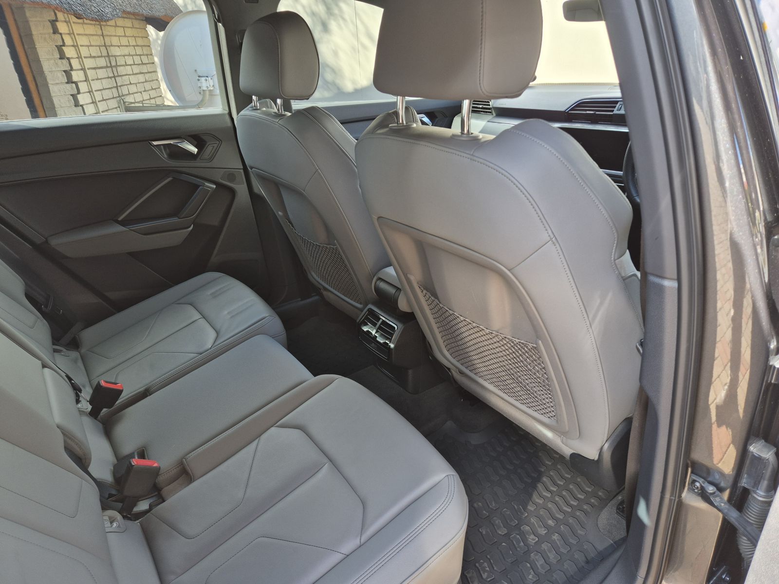 2022 Audi Q3 photo 5