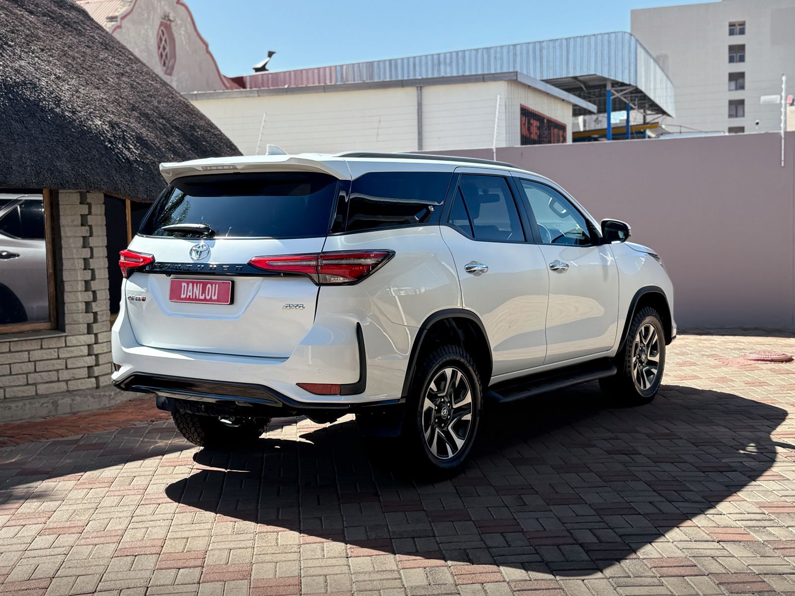 2024 Toyota Fortuner photo 4