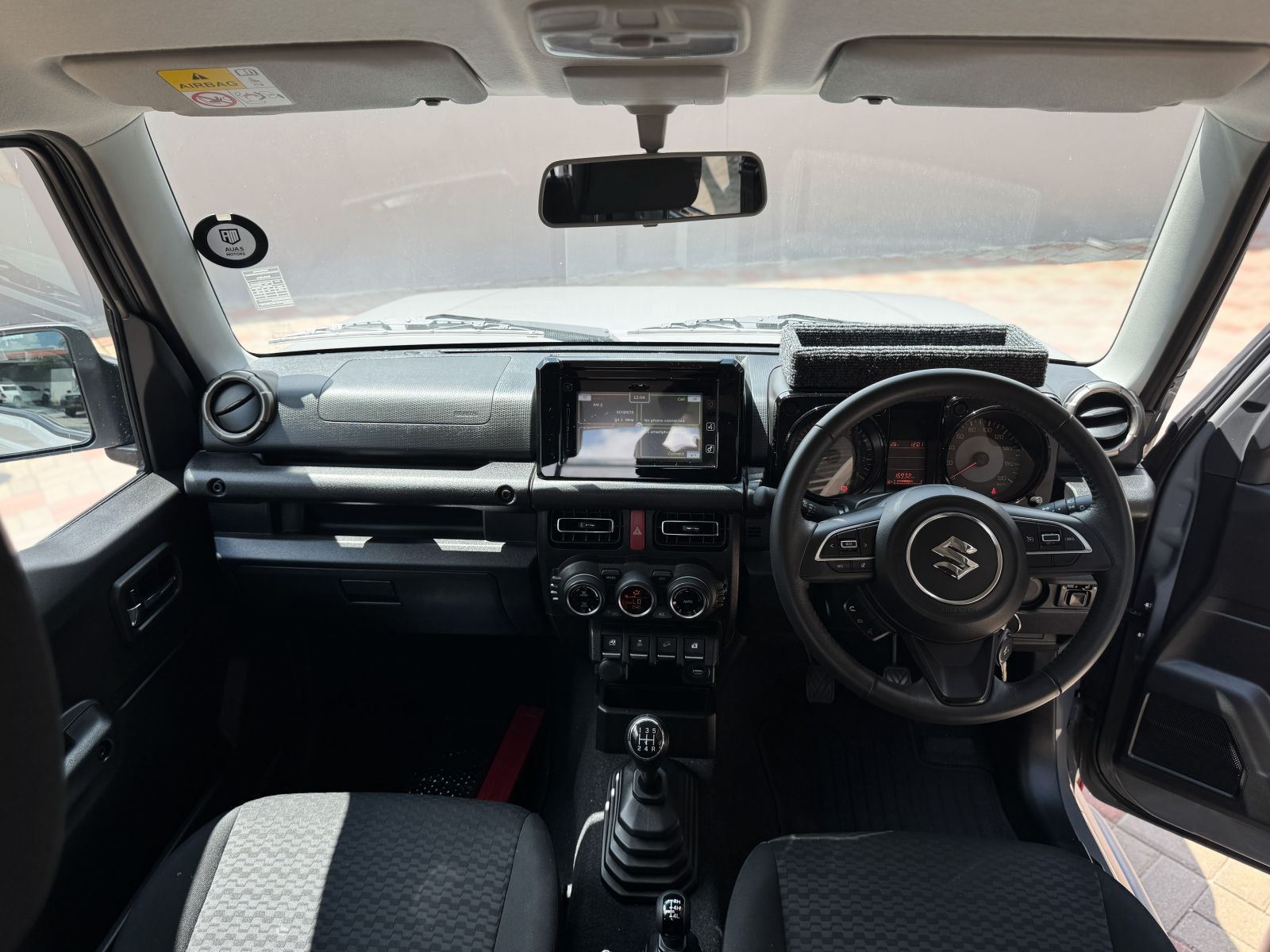 2023 Suzuki Jimny photo 6
