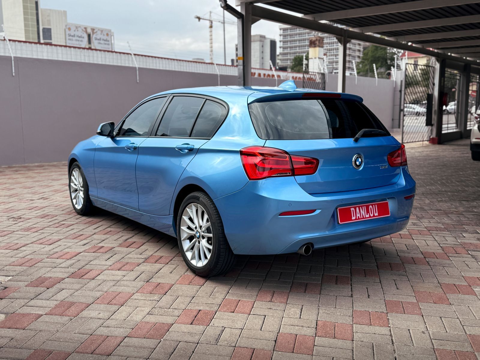 2018 BMW 1 Series photo 3