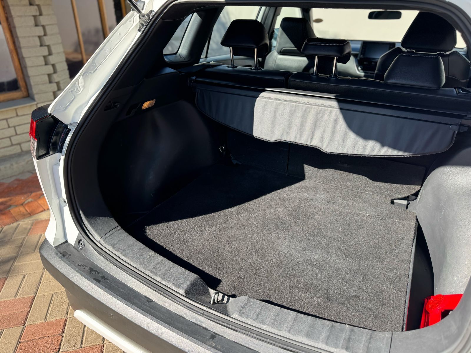 2024 Toyota Corolla photo 7