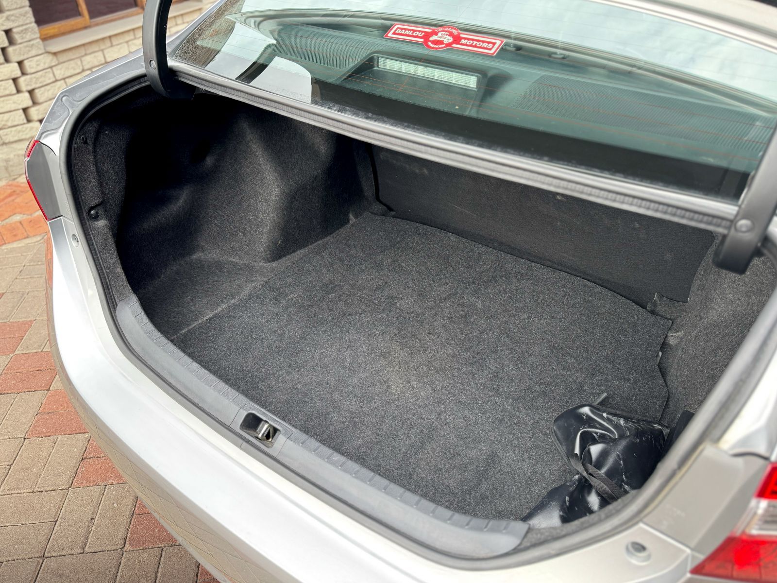2024 Toyota Corolla photo 8