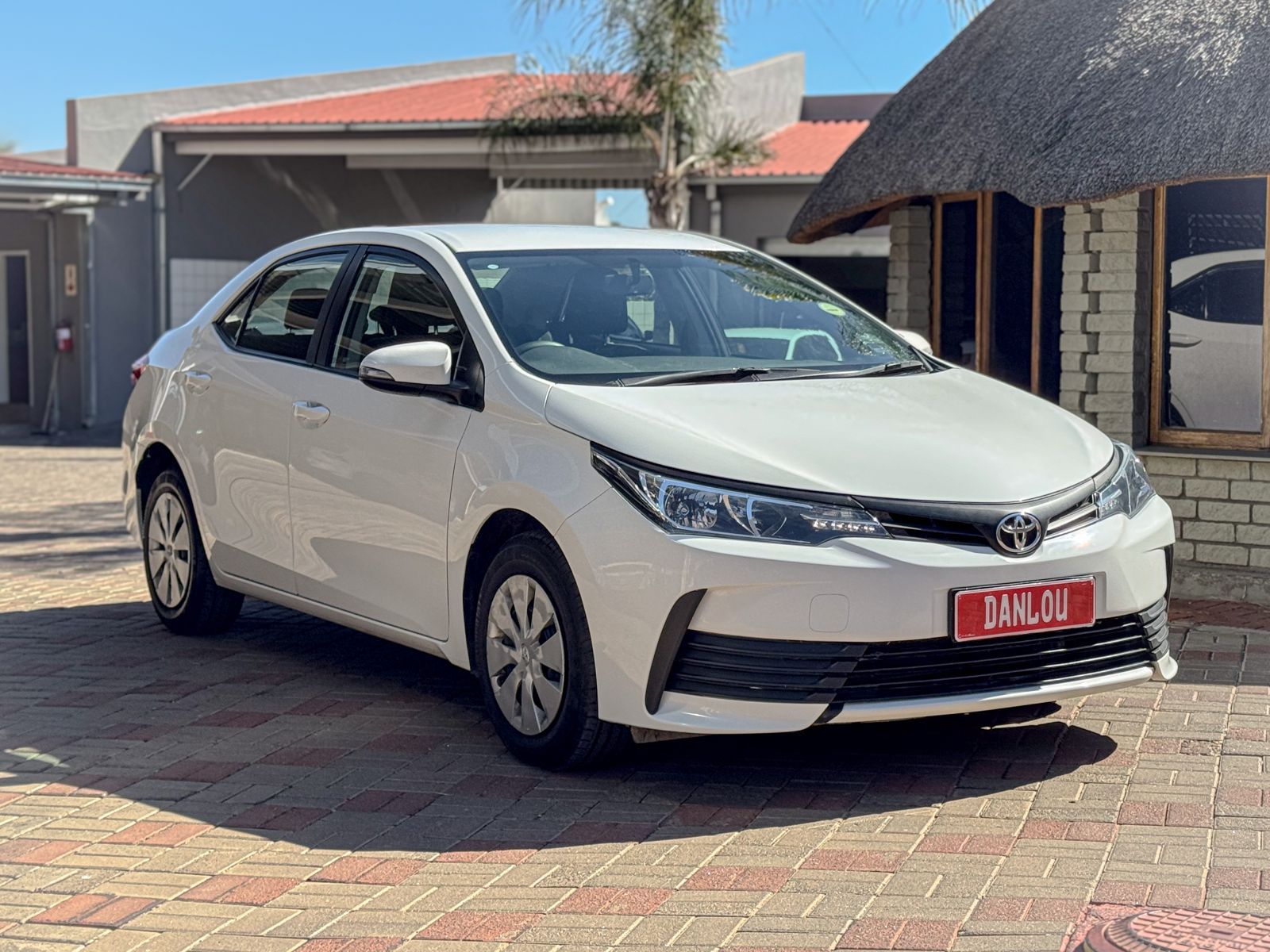 2024 Toyota Corolla photo 1