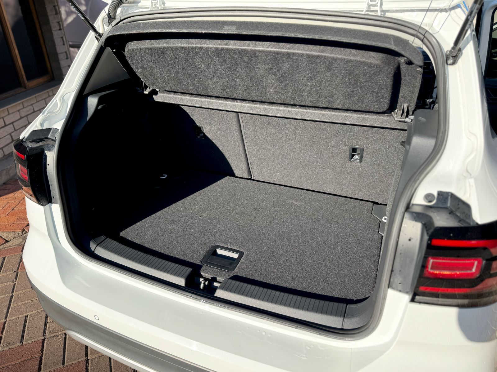 2022 Volkswagen T-Cross photo 4