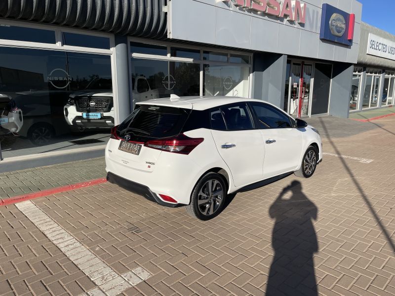 2018 Toyota Yaris photo 3