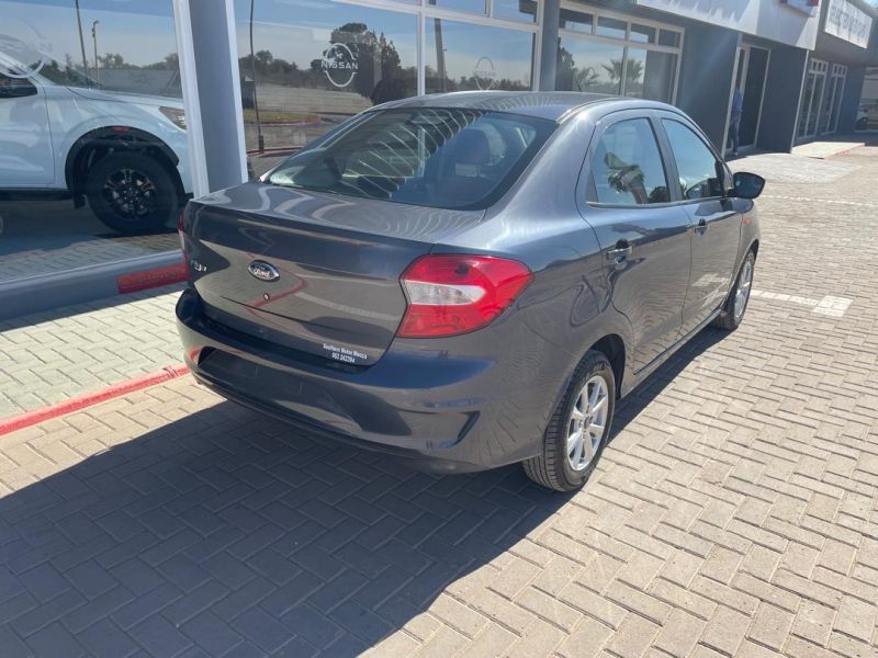 2018 Ford Figo photo 3